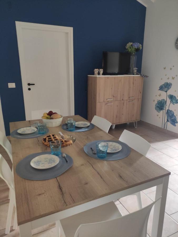 Ranieli Apartments Drapia Bagian luar foto