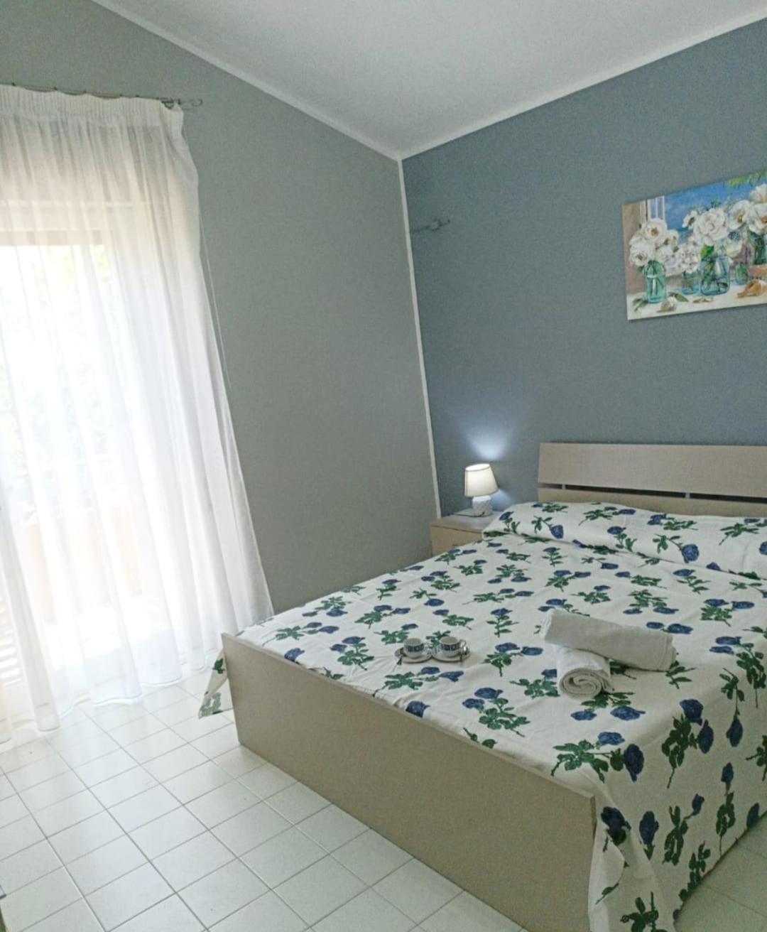 Ranieli Apartments Drapia Bagian luar foto