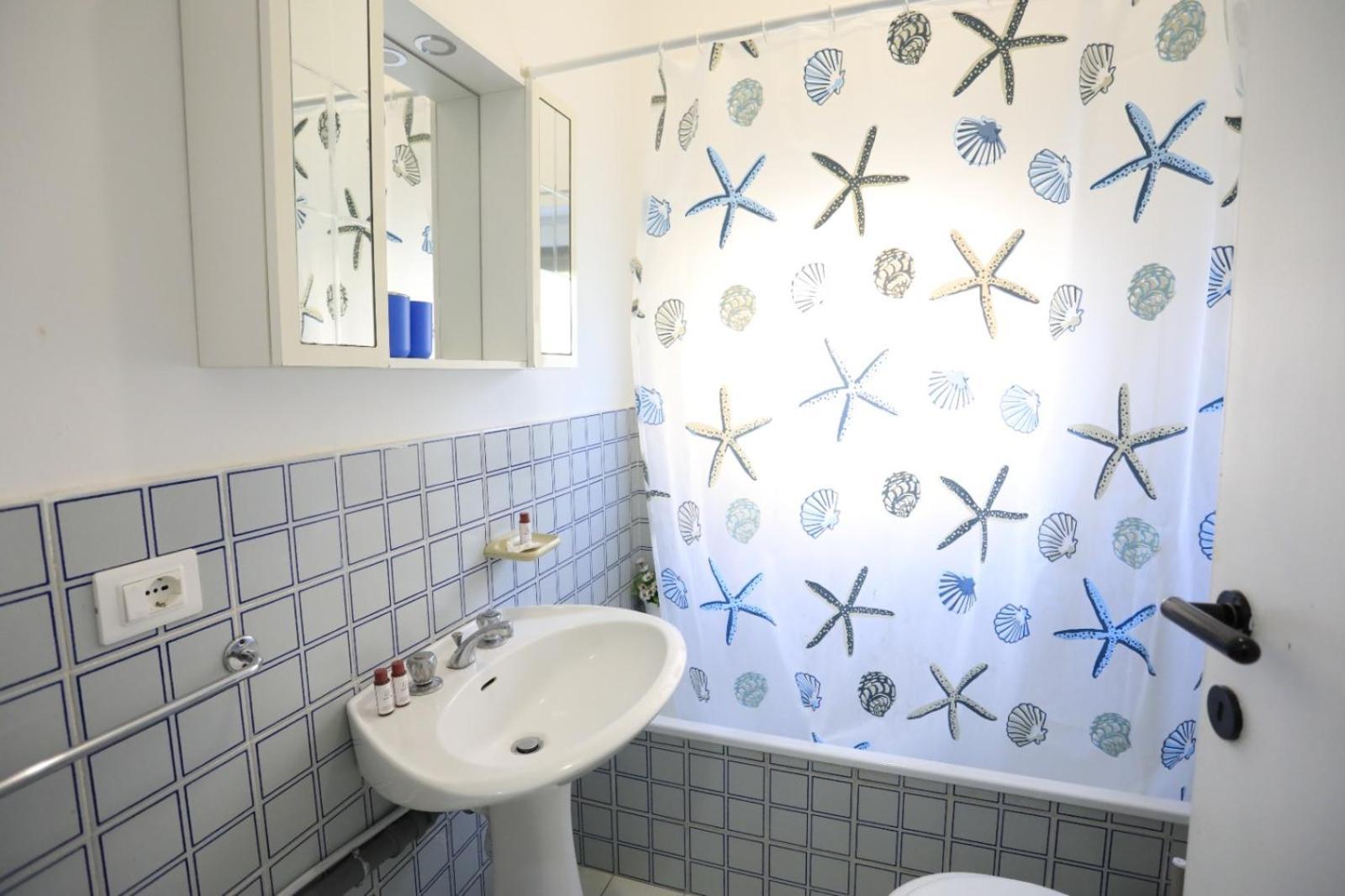 Ranieli Apartments Drapia Bagian luar foto